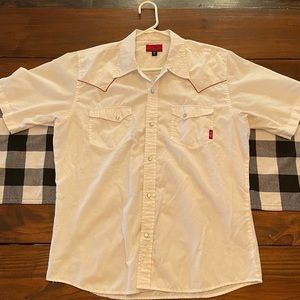 Men’s Western Pearlsnap Redsand size Large shirt